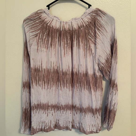 Top - Picture 4 of 4